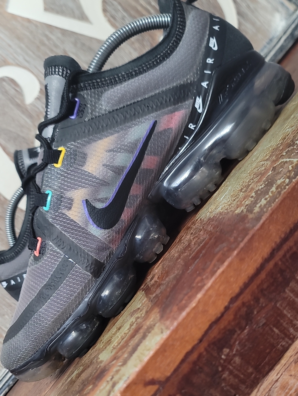 Nike Air VaporMax 2019 SE 'Wind Breaker' Mens 10.5 Good Condition Fast Shipping - Picture 16 of 16